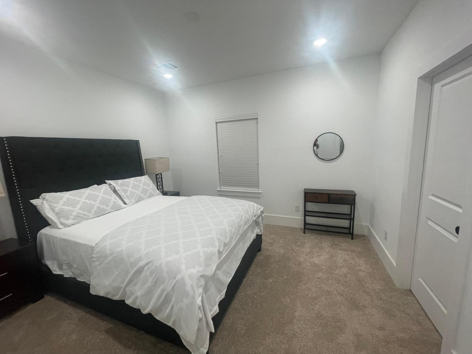 Comfortable 3 Bedroom - Heart Of Texas Medical Center Хюстън Екстериор снимка